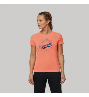 T-shirt sport personnalisé femme coloris corail avec visuel publicitaire imprimé sur la poitrine