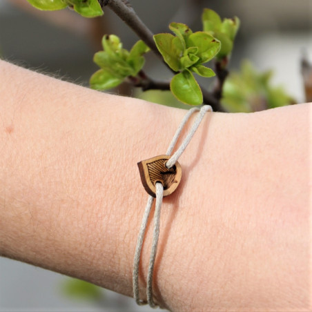 Bracelet en bois sur mesure avec quatre formes disponibles - Génicado