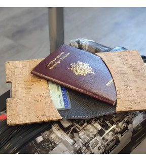 pochette passeport personnalisé en liège