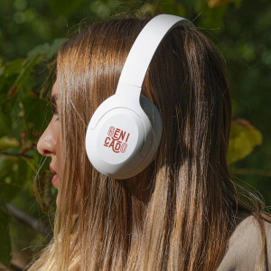 casque audio personnalisable blanc avec logo rouge imprimé