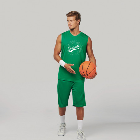maillot de basketball personnalisable vert avec logo blanc imprimé sur la poitrine