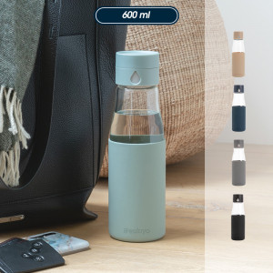 Bouteille d'eau en verre avec protection en silicon avec exemple marquage logo - Génicado