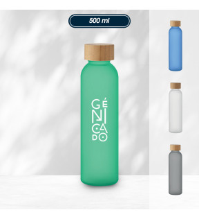 bouteille d'eau en verre avec finition givrée 500 ml marqué logo et bouchon en bambou - Génicado