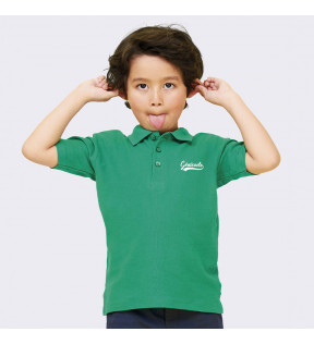 Polo personnalisé enfant en maille piquée vert avec logo blanc imprimé sur le coeur